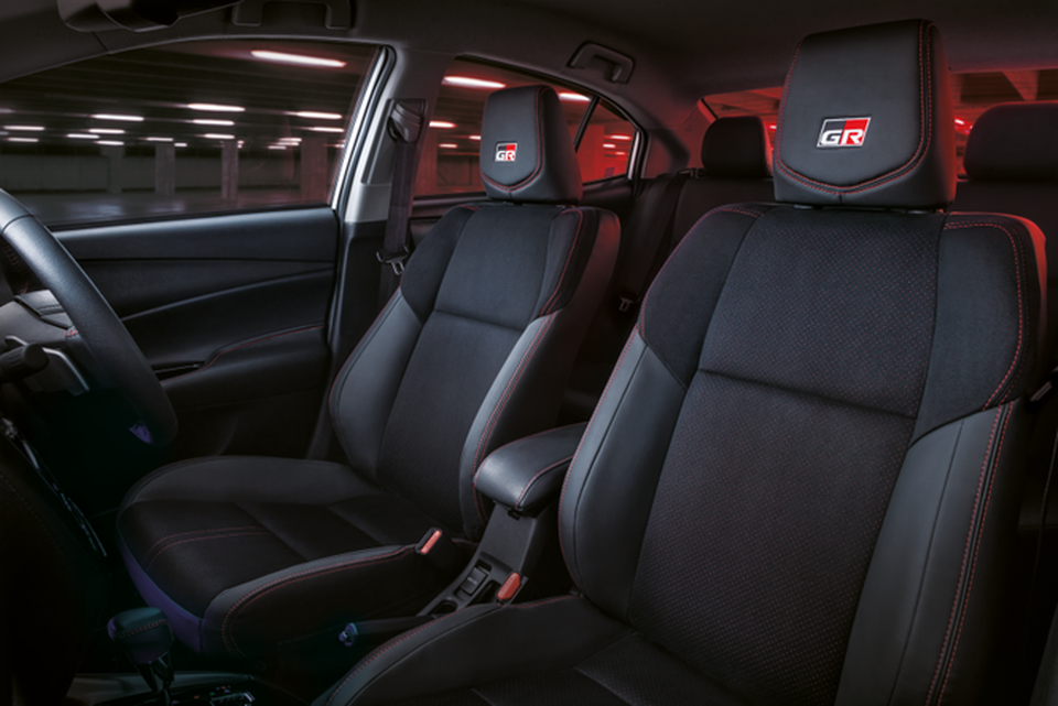 Toyota Vios có thêm phiên bản thể thao GR-S - 3 Toyota Vios có thêm phiên bản thể thao GR-S - 3
