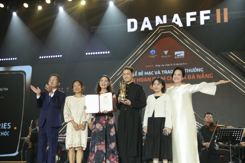 Vượt Lý Hải, Trấn Thành thắng lớn ở Liên hoan phim châu Á Đà Nẵng lần hai - 3 Vượt Lý Hải, Trấn Thành thắng lớn ở Liên hoan phim châu Á Đà Nẵng lần hai - 3
