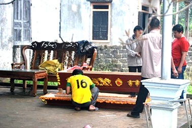 Mâu thuẫn trên bàn bi-a, ra tay đánh chết bạn