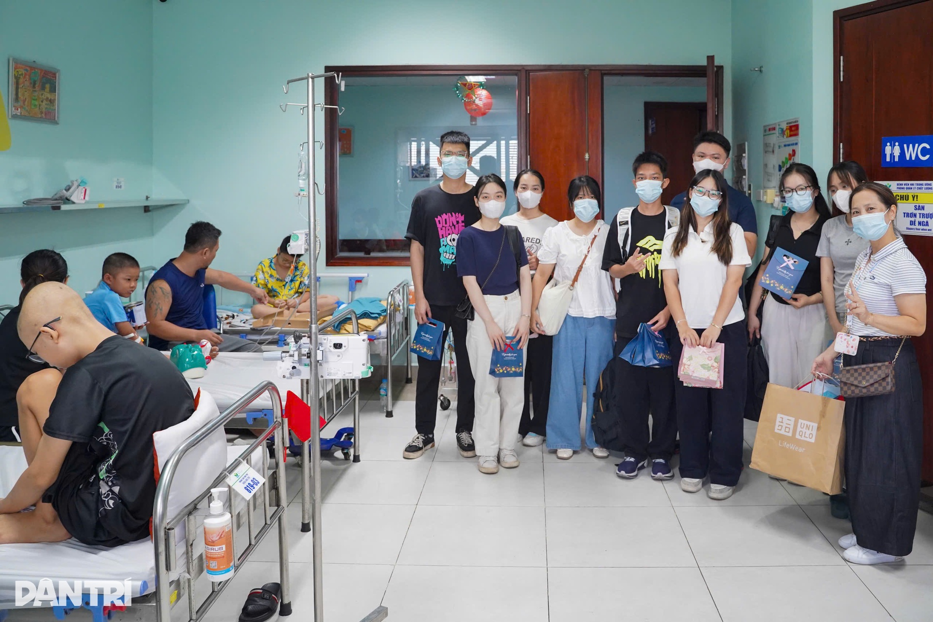 Điều ước bình an, đón nhiều Trung thu cùng gia đình của những em bé ung thư - 14 Điều ước bình an, đón nhiều Trung thu cùng gia đình của những em bé ung thư - 14