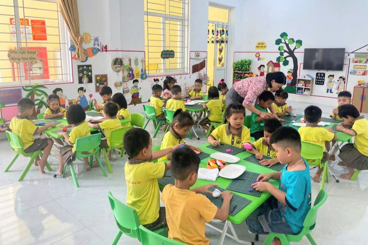 Giáo viên vùng cao từng ngày mong chờ tăng mức phụ cấp