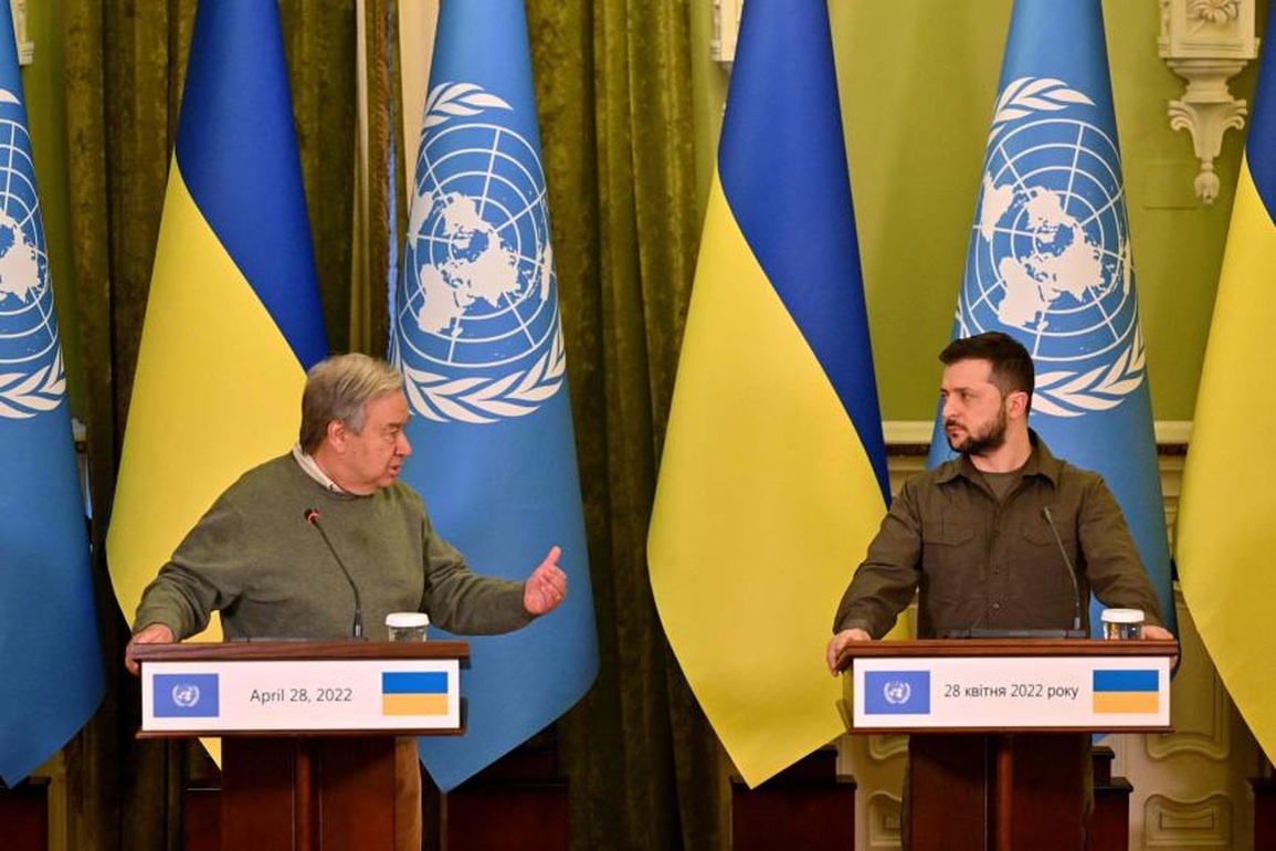 Ukraine cáo buộc Nga phóng tên lửa rung chuyển Kiev - 4 Ukraine cáo buộc Nga phóng tên lửa rung chuyển Kiev - 4