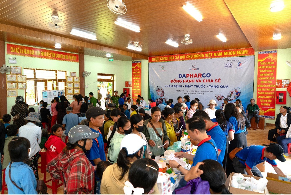 Dapharco và NeoVita khám bệnh, cấp thuốc miễn phí tại vùng cao Quảng Nam - 1 Dapharco và NeoVita khám bệnh, cấp thuốc miễn phí tại vùng cao Quảng Nam - 1