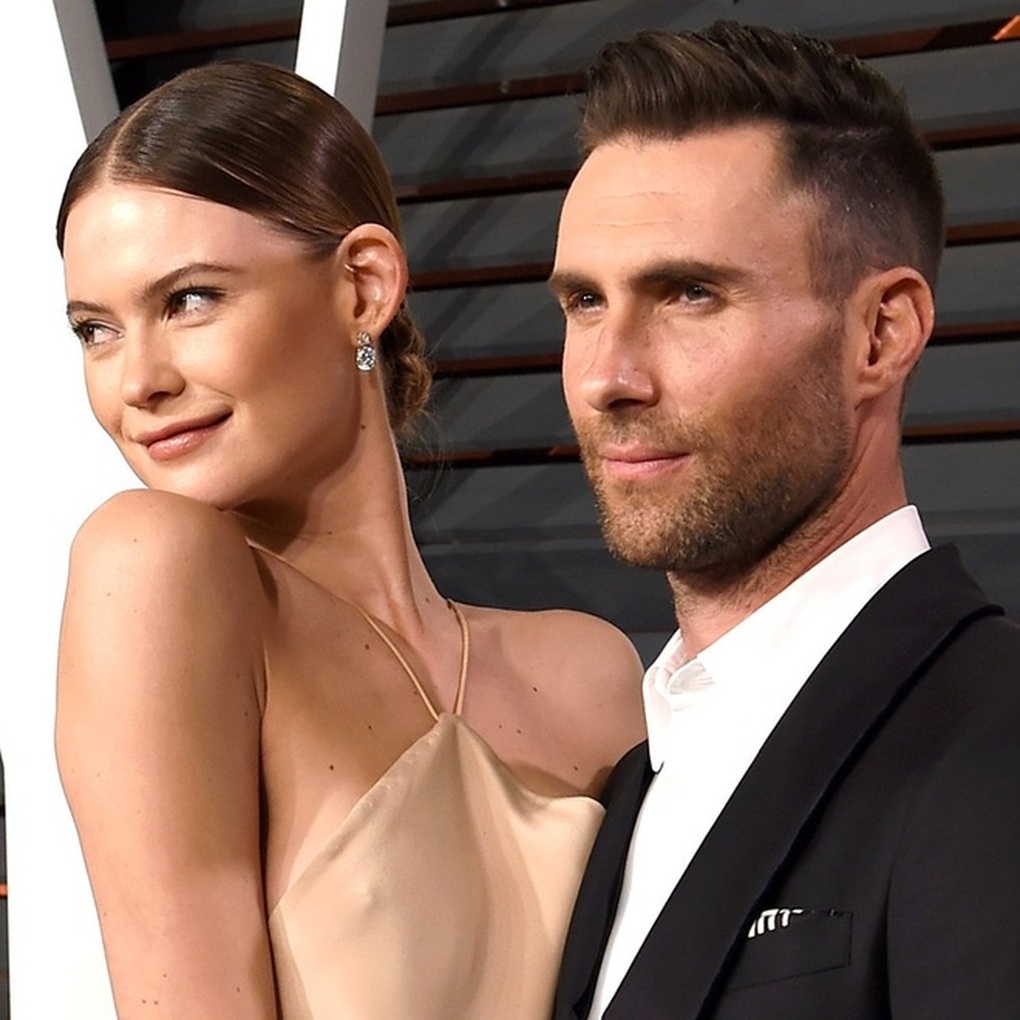 The sweet marriage of Adam Levine and his supermodel wife before being accused of adultery - 2