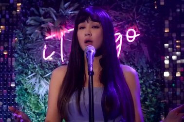 Trizzie Phương Trinh: "Nhớ Phi Nhung, tôi không kìm được nước mắt"