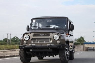 U oát thần thánh trở lại: Ô tô Nga về thời oanh liệt