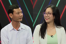 Người đàn ông U50 chưa yêu ai đồng ý hẹn hò với cô gái xinh đẹp, có hai con