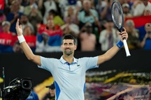 Djokovic lần thứ 58 vào tứ kết Grand Slam