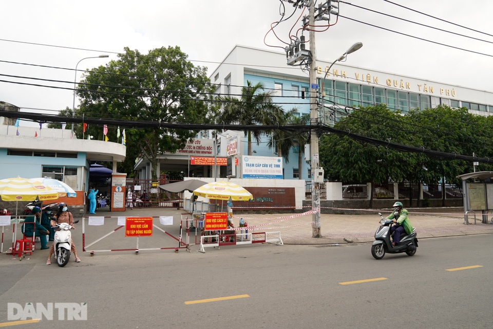 TPHCM phong tỏa Bệnh viện quận Tân Phú liên quan ổ dịch hội thánh - 1 TPHCM phong tỏa Bệnh viện quận Tân Phú liên quan ổ dịch hội thánh - 1