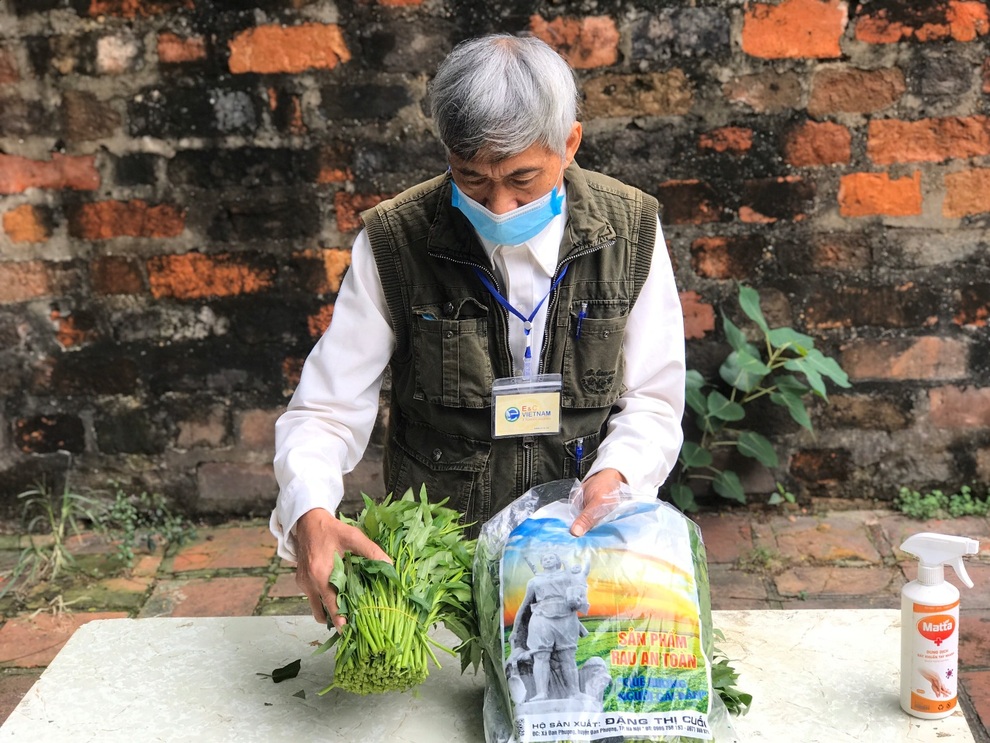 Phiên chợ đặc biệt đổi phế liệu lấy thực phẩm ở Hà Nội - 9 Phiên chợ đặc biệt đổi phế liệu lấy thực phẩm ở Hà Nội - 9