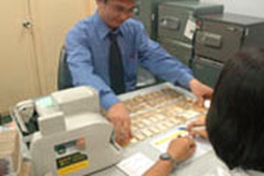 Vay vàng tăng mạnh