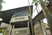 Quảng Ngãi: Dân "bạo tay" chi trăm triệu đồng xây nhà lầu nuôi gia súc