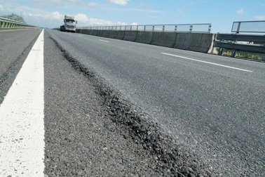 Cục Đường bộ yêu cầu khắc phục hư hỏng tuyến cao tốc Đà Nẵng - Quảng Ngãi