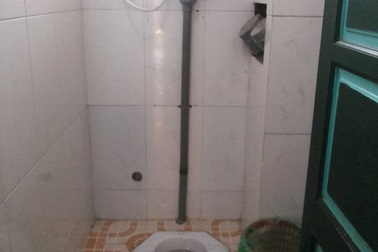 Nỗi sợ hãi mang tên “nhà vệ sinh’’