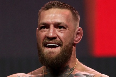 "Gã điên" McGregor lại gây thù chuốc oán với Makhachev