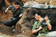 “Mưa đỏ”, các concert quốc gia thổi bùng ngọn lửa tình yêu nước