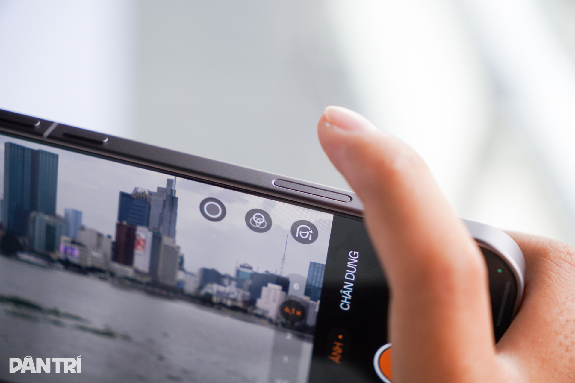 Đánh giá OPPO Find X9 Pro: Đối thủ đáng gờm của iPhone 17 Pro Max - 14