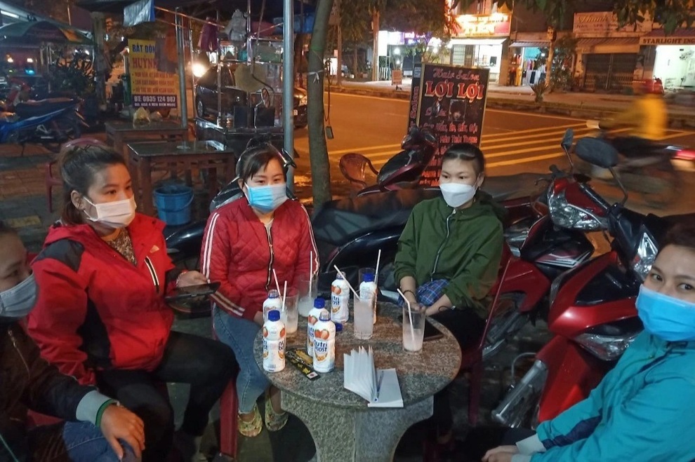 Bị treo sổ bảo hiểm xã hội kéo dài, hàng trăm công nhân mòn mỏi đi... đòi - 6 Bị treo sổ bảo hiểm xã hội kéo dài, hàng trăm công nhân mòn mỏi đi... đòi - 6