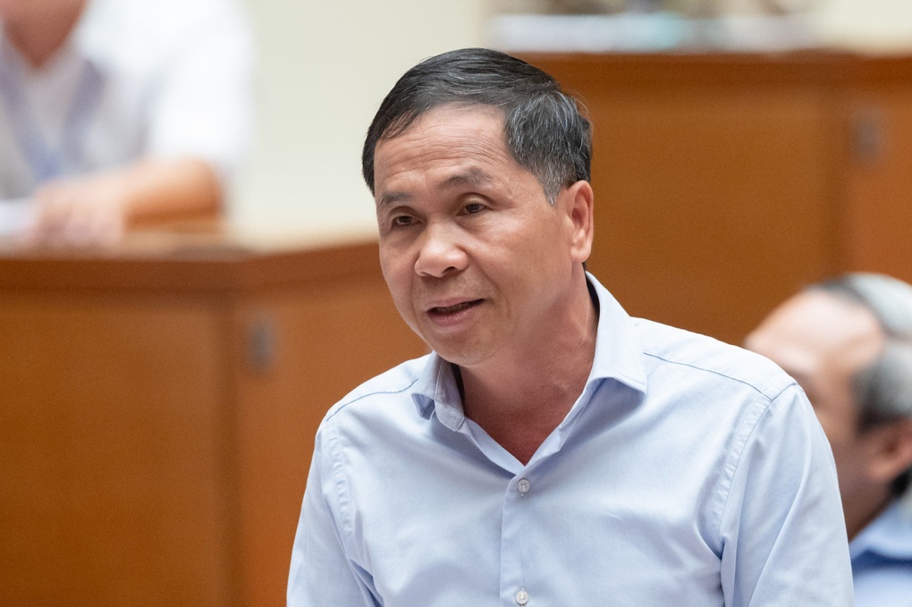 Quyết đưa ra khỏi bộ máy, thay đổi vị trí công tác người không dám làm - 1 Quyết đưa ra khỏi bộ máy, thay đổi vị trí công tác người không dám làm - 1