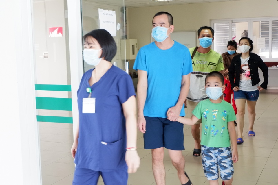 Bệnh nhân Covid-19 về từ Kuwait: Được về nước, tôi nhảy cẫng lên vì vui! - 3 Bệnh nhân Covid-19 về từ Kuwait: Được về nước, tôi nhảy cẫng lên vì vui! - 3