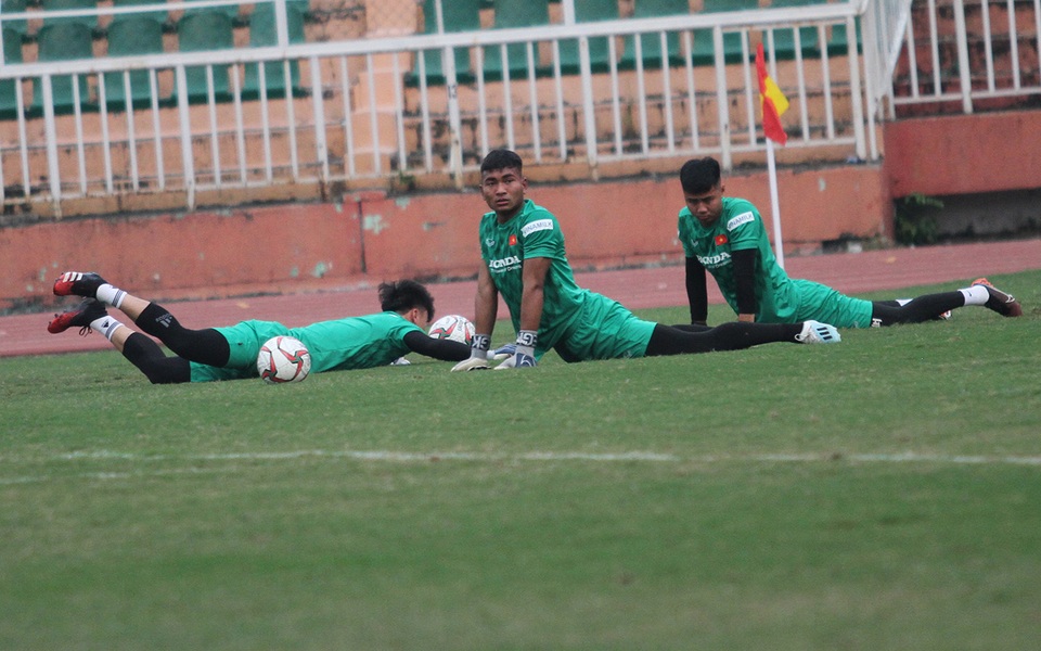 U23 Việt Nam luyện công chờ đấu thể lực với UAE, Jordan, Triều Tiên - 4 U23 Việt Nam luyện công chờ đấu thể lực với UAE, Jordan, Triều Tiên - 4