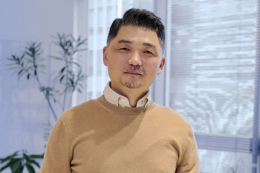 Đối thủ của "thái tử Samsung" mất 7 tỷ USD tài sản sau loạt bê bối