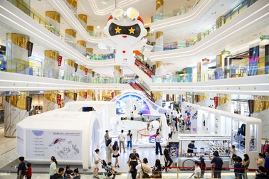 Khám phá triển lãm đa giác quan về robot Beso tại Thiso Mall Sala