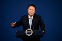 Tổng thống Hàn Quốc xin lỗi dân, hứa không trốn tránh trách nhiệm pháp lý