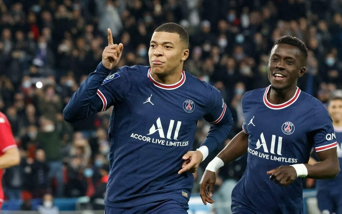 PSG thuyết phục thành công HLV Zidane thay thế Pochettino - 2 PSG thuyết phục thành công HLV Zidane thay thế Pochettino - 2
