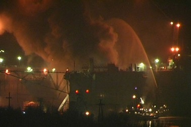 Hỏa hoạn nhấn chìm tàu ngầm hạt nhân Nga