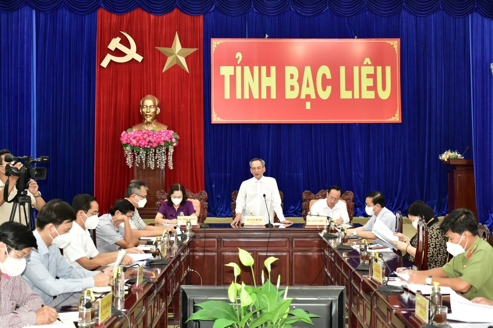 Bạc Liêu siết hoạt động theo tiêu chí vùng đỏ, kiểm soát chặt ở công sở - 1 Bạc Liêu siết hoạt động theo tiêu chí vùng đỏ, kiểm soát chặt ở công sở - 1