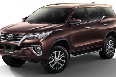 Toyota Fortuner được nâng cấp, thêm bản 2.4V 4WD