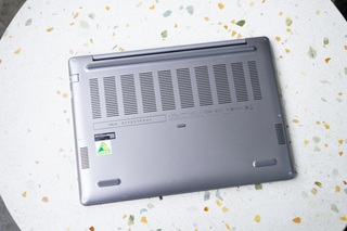 Asus ExpertBook P3 trong mắt dân văn phòng: Có đủ thuyết phục? - 14 Asus ExpertBook P3 trong mắt dân văn phòng: Có đủ thuyết phục? - 14