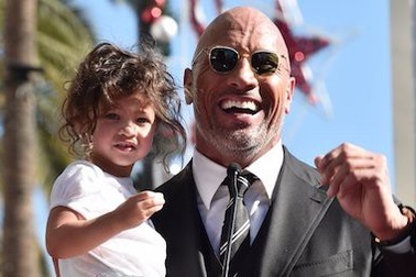“The Rock” xót xa trải lòng về sự cố của thiên thần nhỏ