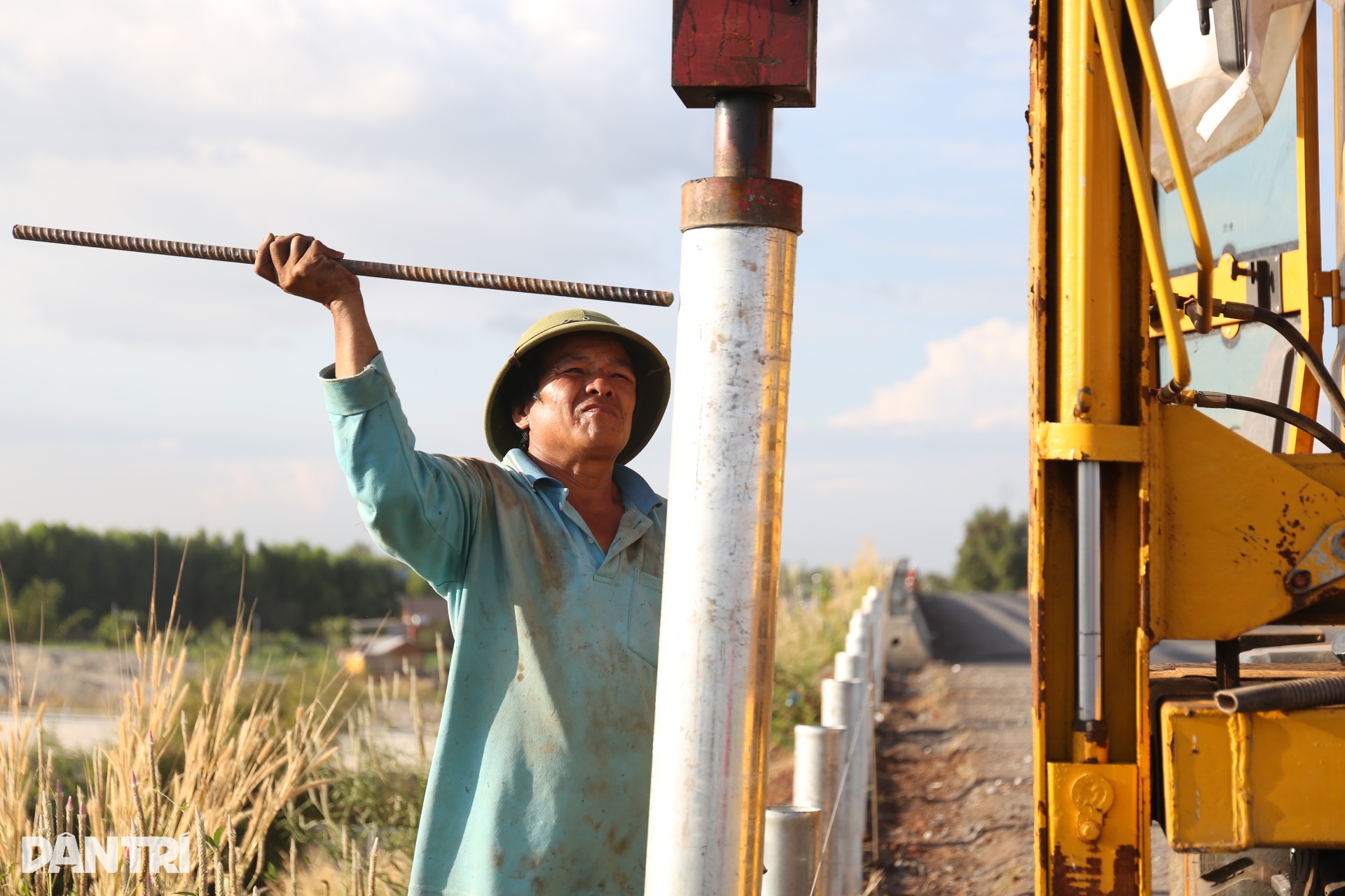 Nhiều hạng mục dang dở trên cao tốc Phan Thiết - Dầu Giây - 12 Nhiều hạng mục dang dở trên cao tốc Phan Thiết - Dầu Giây - 12