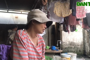 Người phụ nữ khốn khổ, cố sống hi vọng được nghe con gọi tiếng mẹ