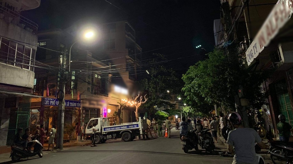 Nam thanh niên đâm bạn trai của người yêu cũ tử vong - 2 Nam thanh niên đâm bạn trai của người yêu cũ tử vong - 2
