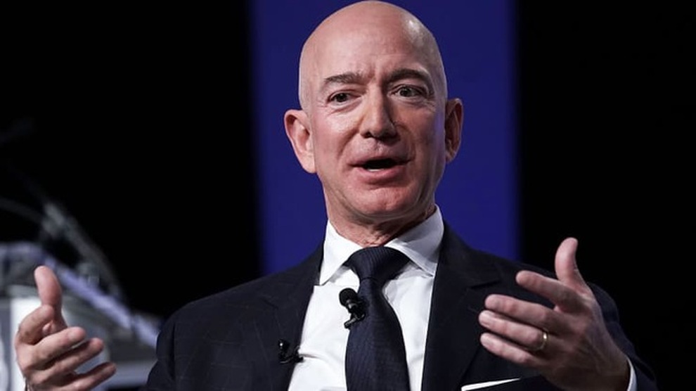 Tỷ phú Jeff Bezos bán 2 tỷ USD cổ phiếu Amazon để cứu Trái đất - 1 Tỷ phú Jeff Bezos bán 2 tỷ USD cổ phiếu Amazon để cứu Trái đất - 1
