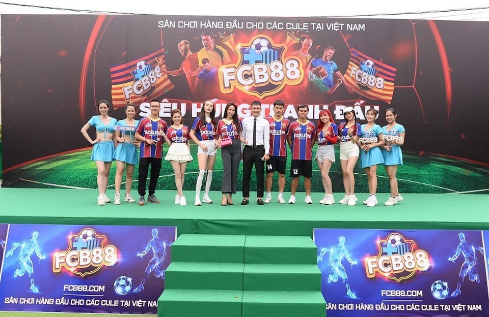 Nhìn lại trận cầu nảy lửa giữa FC Barca và MU Việt Nam, hứa hẹn đêm chung kết làm ‘nức lòng’ người hâm mộ - 5 Nhìn lại trận cầu nảy lửa giữa FC Barca và MU Việt Nam, hứa hẹn đêm chung kết làm ‘nức lòng’ người hâm mộ - 5