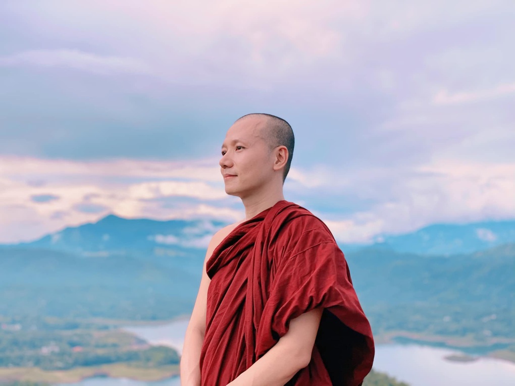 Đủ duyên ta lại tương phùng: Cách để bình yên giữa dòng đời vội vã - 4 Đủ duyên ta lại tương phùng: Cách để bình yên giữa dòng đời vội vã - 4