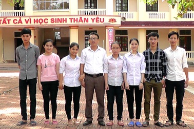 Ngôi trường miền núi có 16 em đạt 27 điểm trở lên