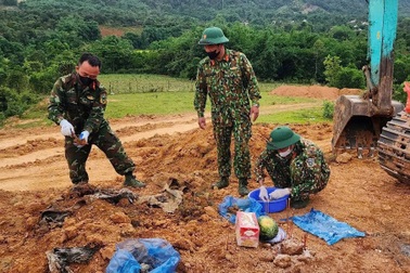 Phát hiện hài cốt liệt sỹ kèm nhiều di vật tại công trường điện gió