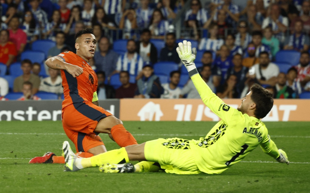 Lautaro Martinez sắm vai cứu tinh giúp Inter Milan may mắn thoát thua - 3 Lautaro Martinez sắm vai cứu tinh giúp Inter Milan may mắn thoát thua - 3