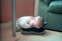 Chùm ảnh vui: Khi bọn trẻ "quăng đâu ngủ đấy"