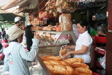 Đua nhau mua sắm Tết Dương lịch