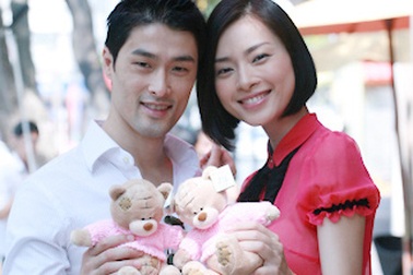 Johnny Trí Nguyễn: Tết lên Chùa cùng Ngô Thanh Vân