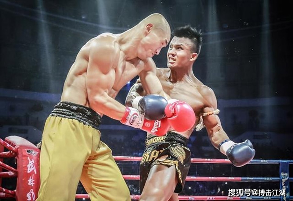 “Đệ nhất Thiếu Lâm” say rượu, chửi rủa “Vua Muay Thái” - 1 “Đệ nhất Thiếu Lâm” say rượu, chửi rủa “Vua Muay Thái” - 1