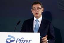 CEO Pfizer: Mũi vaccine thứ 4 có thể sớm hơn dự kiến vì biến chủng Omicron