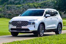 Hyundai Tucson và Santa Fe điều chỉnh giá bán, giảm cao nhất 191 triệu đồng