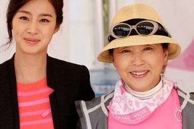 Kim Tae Hee tích cực tham gia hoạt động xã hội